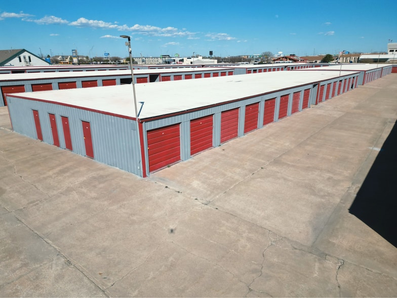 Primary Photo Of 6209 W Kellogg Dr, Wichita Self Storage For Sale