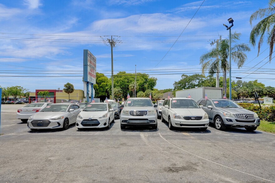 More Photos Of 5350 N State Road 7, Fort Lauderdale Auto Repair For Lease
