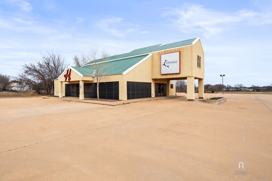 Primary Photo Of 3501 Sheppard Access Rd, Wichita Falls General Retail For Sale