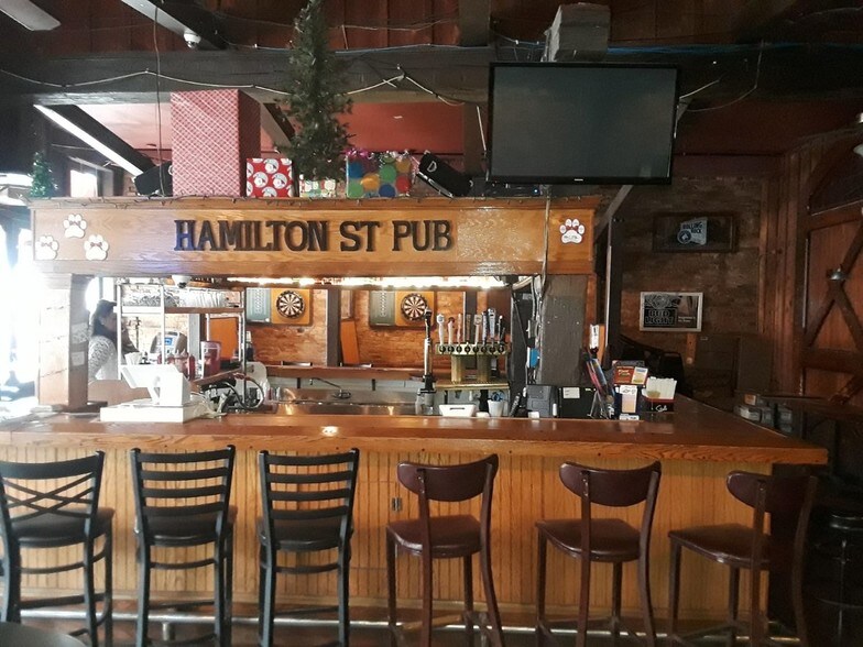 More Photos Of 308 S Hamilton St, Saginaw General Retail For Sale