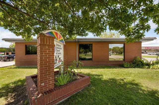 More Photos Of 816 W Gore Blvd, Lawton Office For Sale