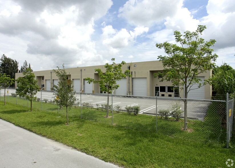 More Photos Of 23601 SW 133rd Ave, Princeton Warehouse For Lease