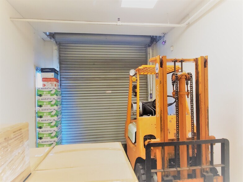 More Photos Of 901 S Fremont Ave, Alhambra Warehouse For Lease