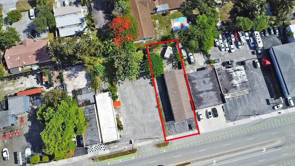 More Photos Of 200 W Prospect Rd, Oakland Park Freestanding For Sale