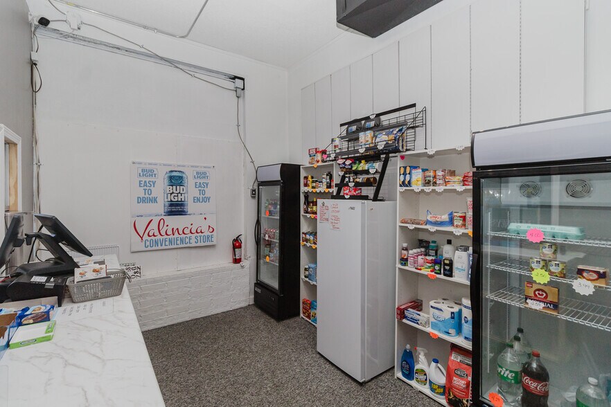 More Photos Of 3117 E 13th St, Wichita Freestanding For Sale