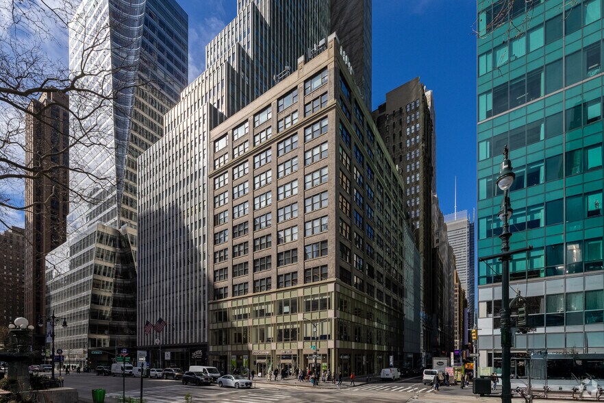 More Photos Of 4 Bryant Park, New York Office For Lease