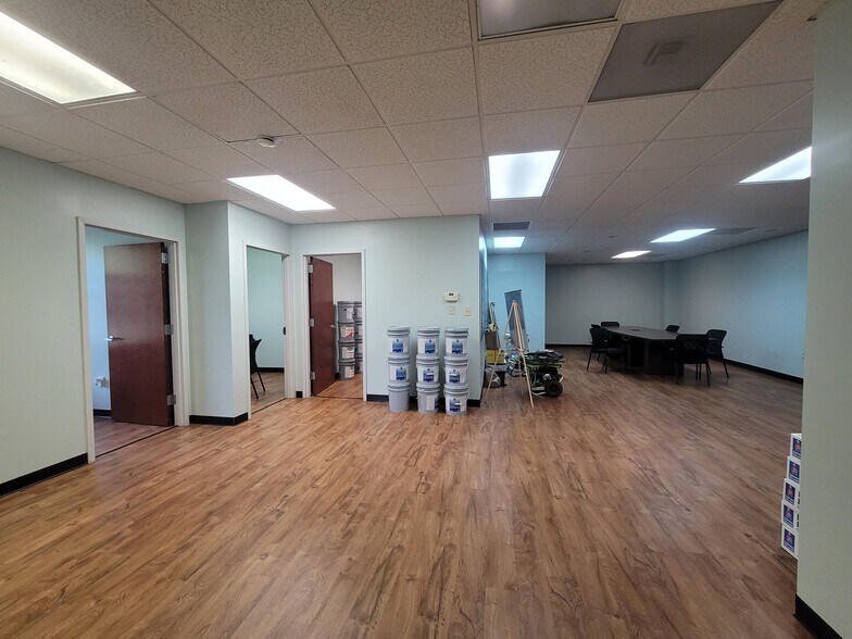 More Photos Of 8625 Crown Crescent Ct, Charlotte Loft Creative Space For Sale