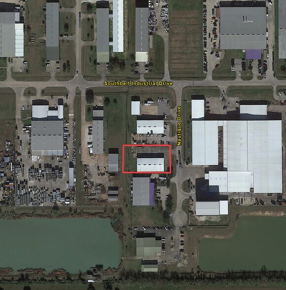 More Photos Of 15160 Nautique Way, Houston Warehouse For Lease