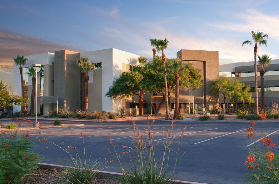 More Photos Of 5310 W Thunderbird Rd, Glendale Unknown For Lease