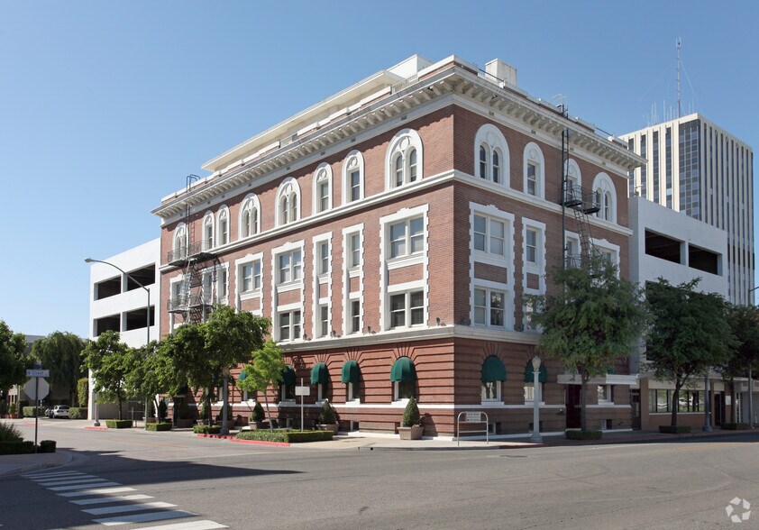 More Photos Of 2344 Tulare St, Fresno Office For Lease