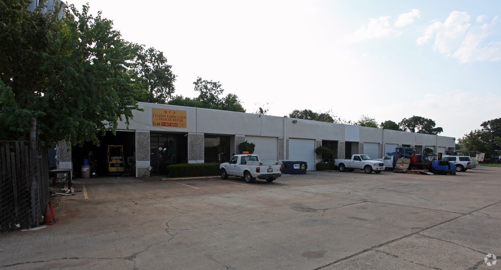More Photos Of 8520 Sweetwater Ln, Houston Unknown For Lease