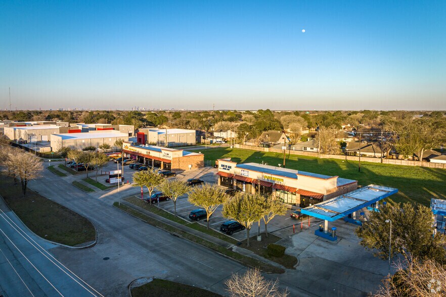 More Photos Of 15211 Fondren Rd, Missouri City Unknown For Lease