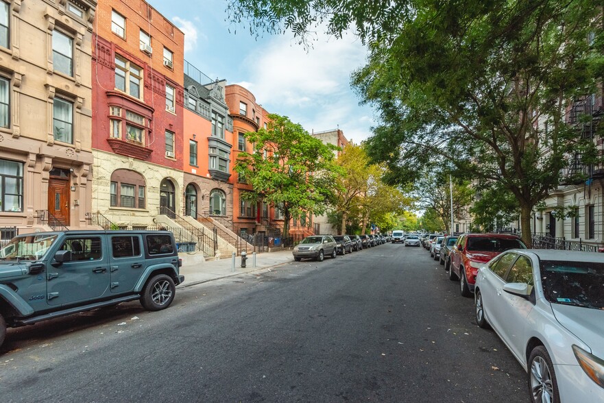 More Photos Of 1263 Pacific St, Brooklyn Apartments For Sale