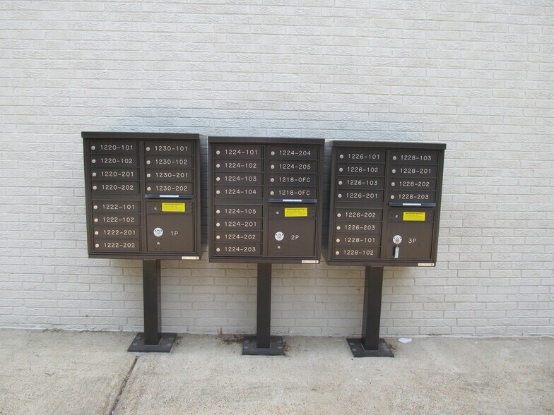 More Photos Of 1222 Aubra Rd, Memphis Apartments For Sale