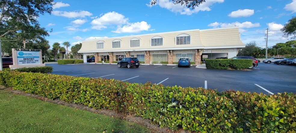 More Photos Of 784 US Highway 1, North Palm Beach Office For Lease