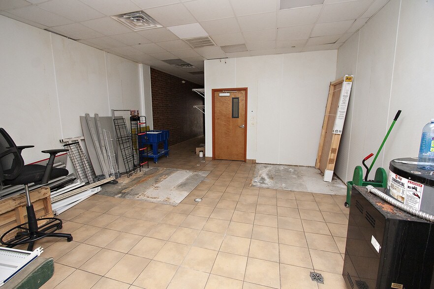 More Photos Of 5245 Buford Hwy, Norcross Storefront Retail Office For Lease