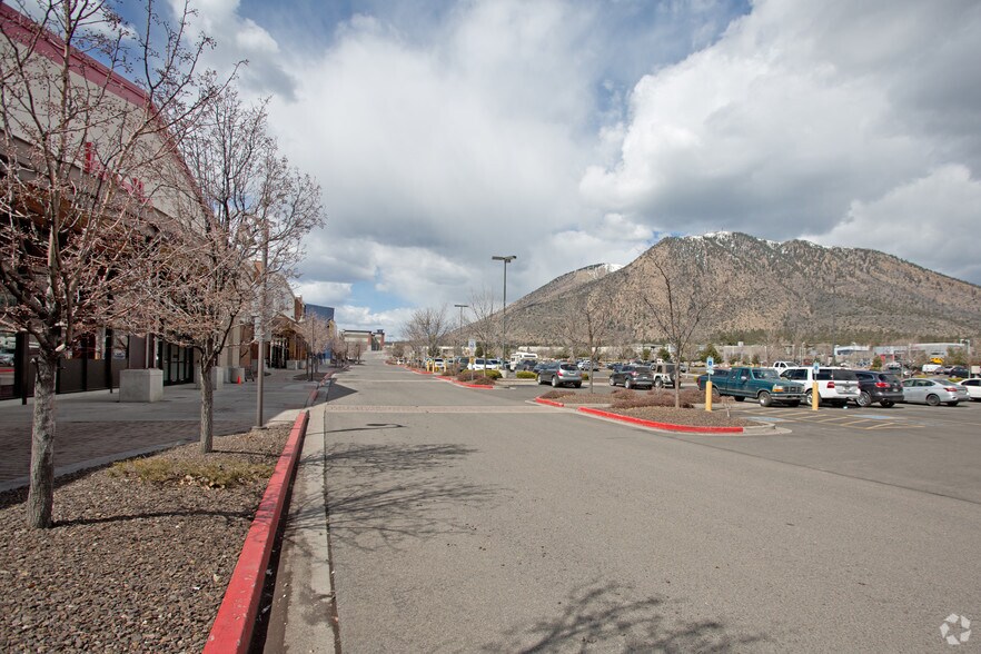 More Photos Of 5005 E Marketplace Dr, Flagstaff General Retail For Sale
