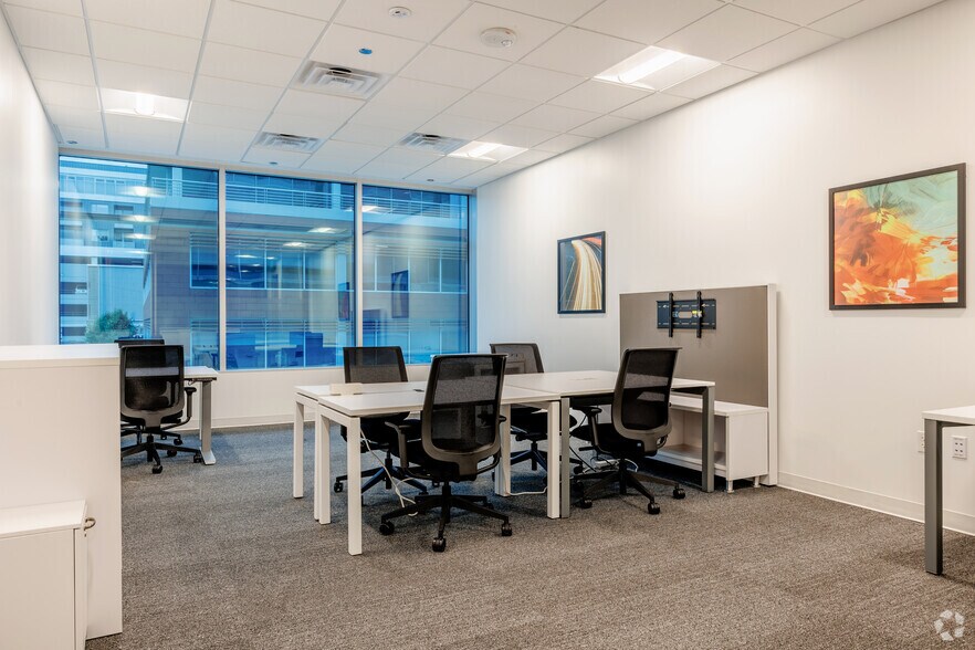 More Photos Of 250 Fillmore St, Denver Coworking Space