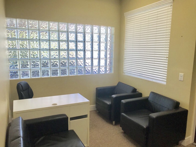 More Photos Of 6143 S Orange Blossom Trl, Orlando Loft Creative Space For Sale