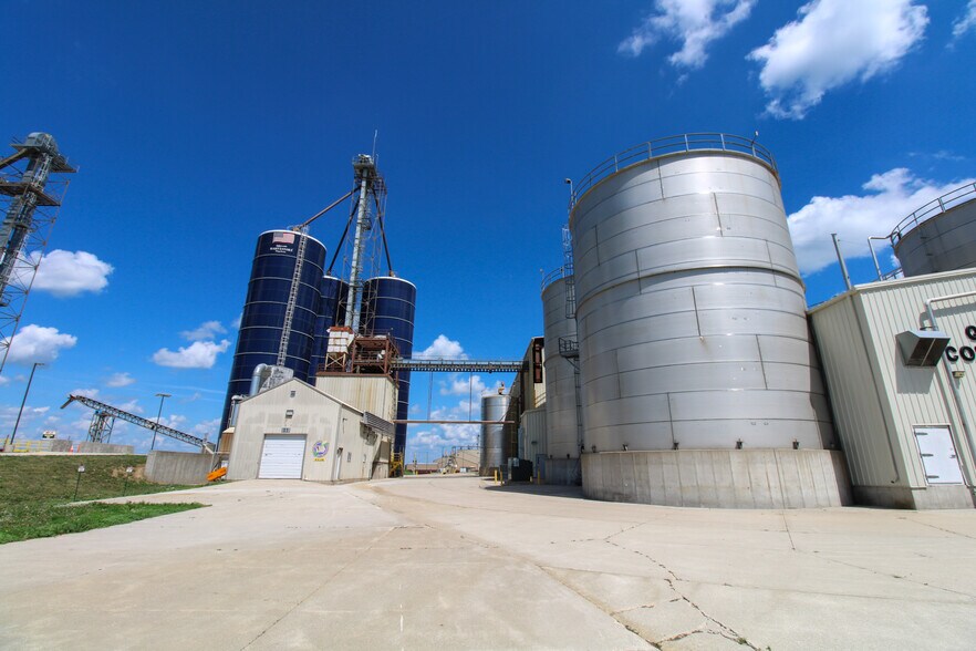 More Photos Of 6059 159th St, Galva Food Processing For Sale