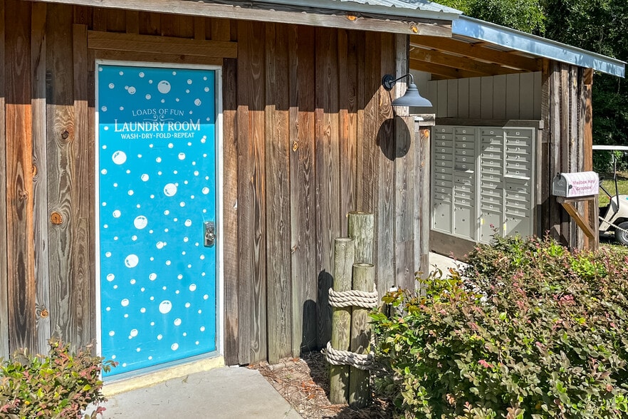 More Photos Of 1488 SR 20, Interlachen Manufactured Housing Mobile Home Park For Sale
