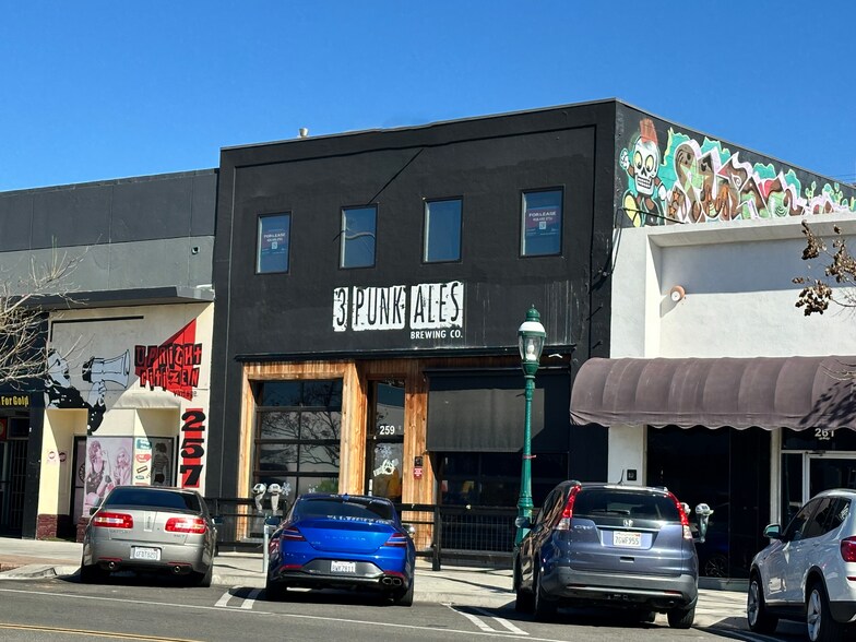 More Photos Of 259 3rd Ave, Chula Vista Storefront For Lease