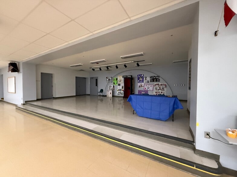 More Photos Of 7988 Alameda Ave, El Paso Office Residential For Sale