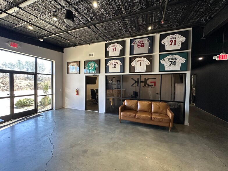 More Photos Of 4312 Republic Ct, Concord Warehouse For Lease