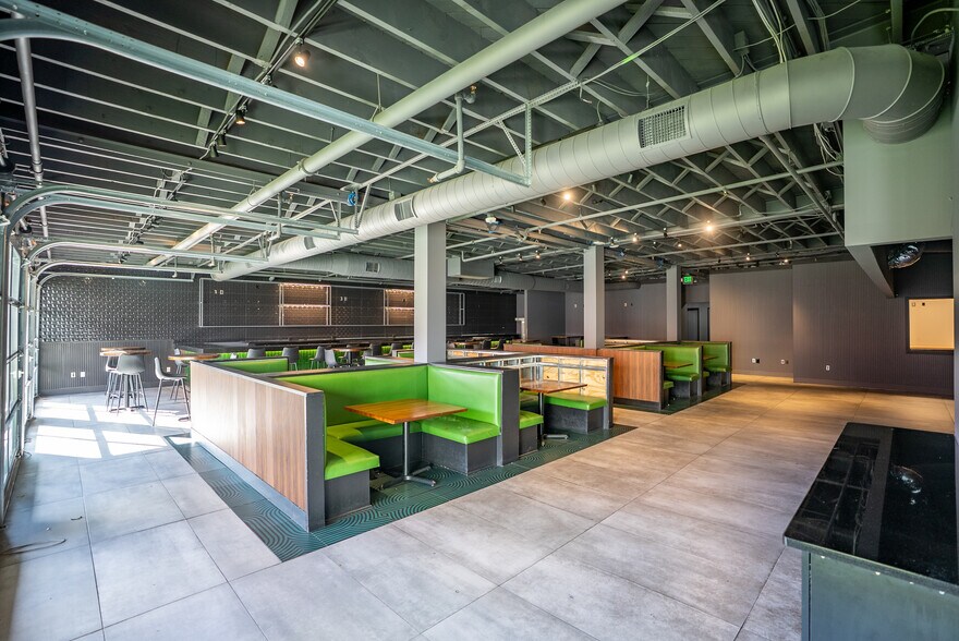 More Photos Of 319 York Rd, Towson Restaurant For Lease