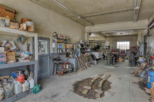 More Photos Of 110 E Broadway Ave, Reardan Service Station For Sale