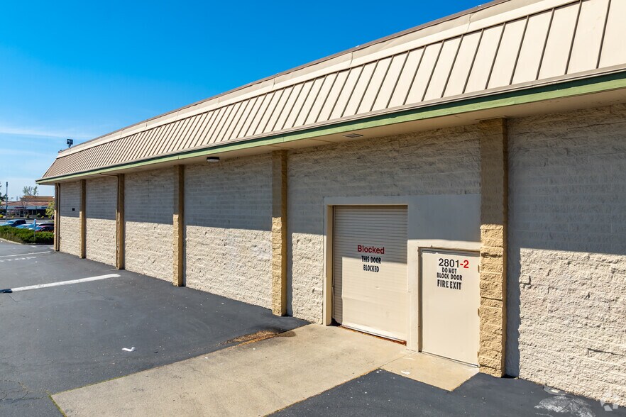More Photos Of 2801 Zinfandel Dr, Rancho Cordova Freestanding For Lease