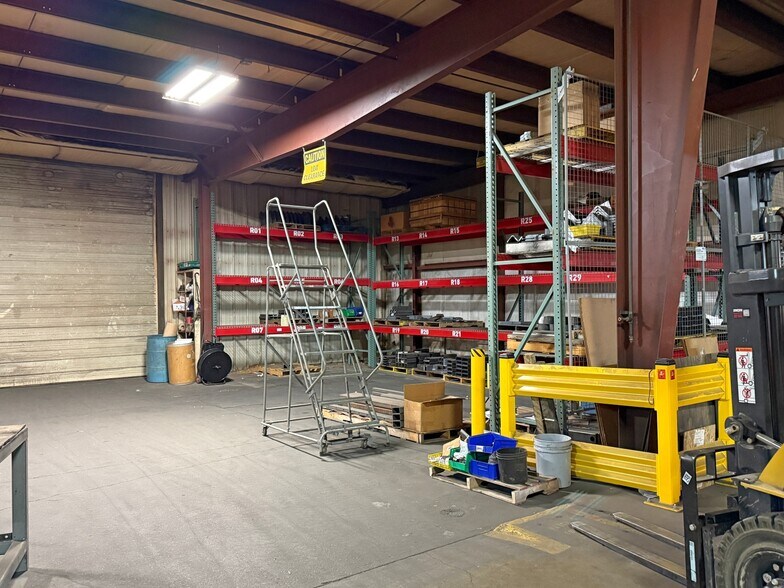 More Photos Of 2120 4th Ave, Holdrege Industrial For Sale