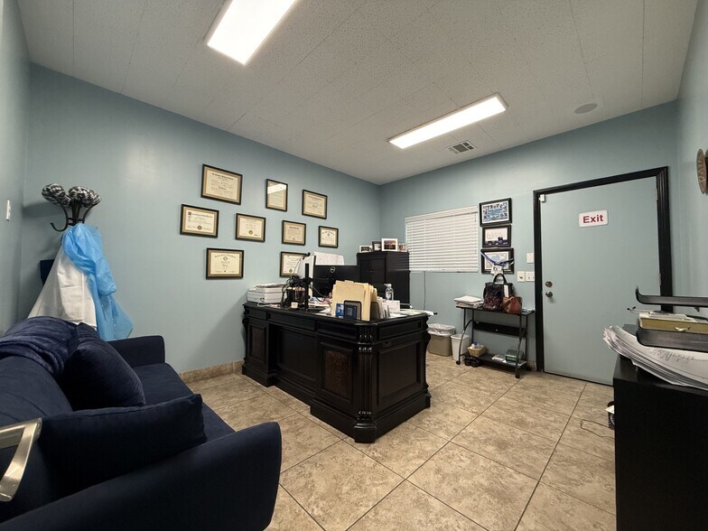 More Photos Of 81709 Doctor Carreon Blvd, Indio Medical For Lease
