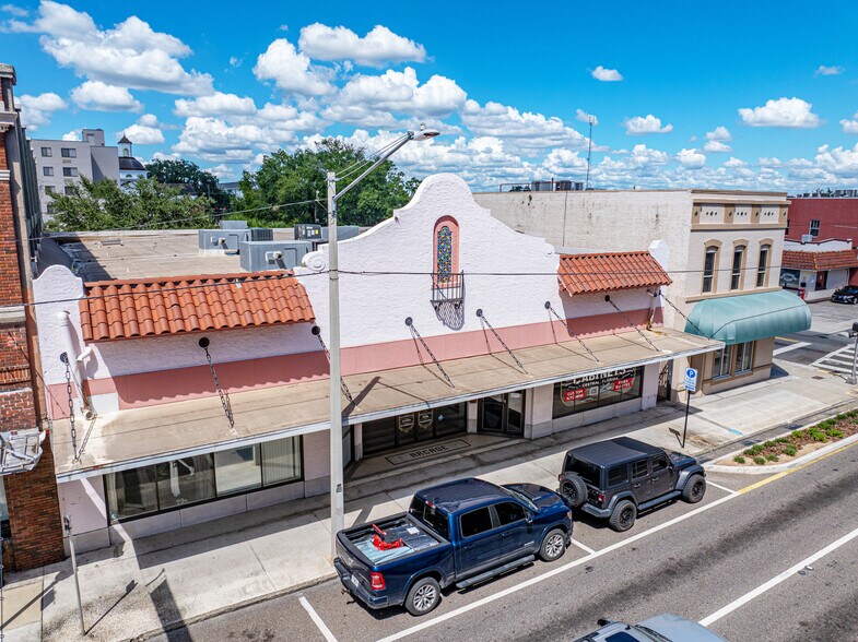Primary Photo Of 104 W Reynolds St, Plant City Storefront Retail Office For Sale