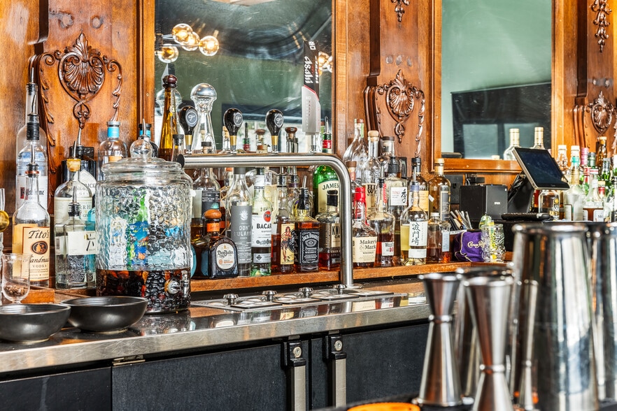 More Photos Of 1716 Depot St, Manchester Center Restaurant For Sale