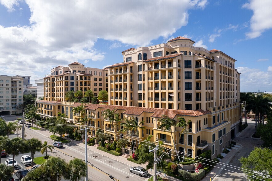 More Photos Of 200 E Palmetto Park Rd, Boca Raton Apartments For Lease