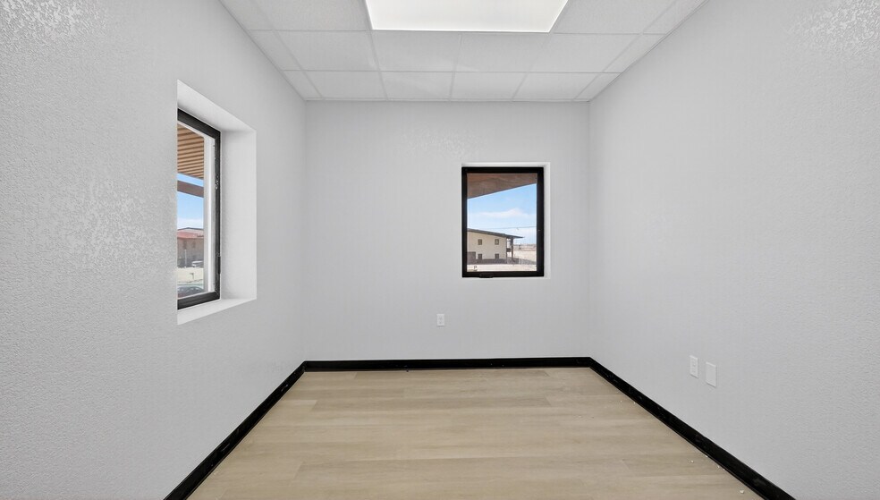 More Photos Of 16511 W Basin St, Odessa Industrial For Lease