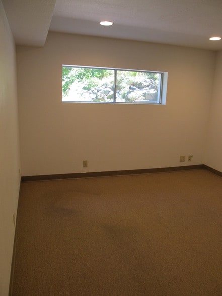 More Photos Of 111 Margaret Ln, Grass Valley Office For Sale