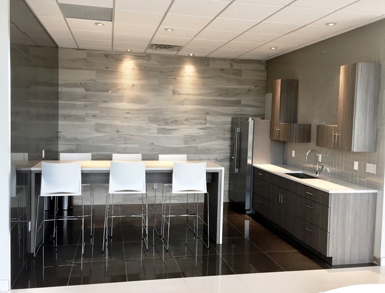 More Photos Of 3 Myers Dr, Mullica Hill Office For Lease