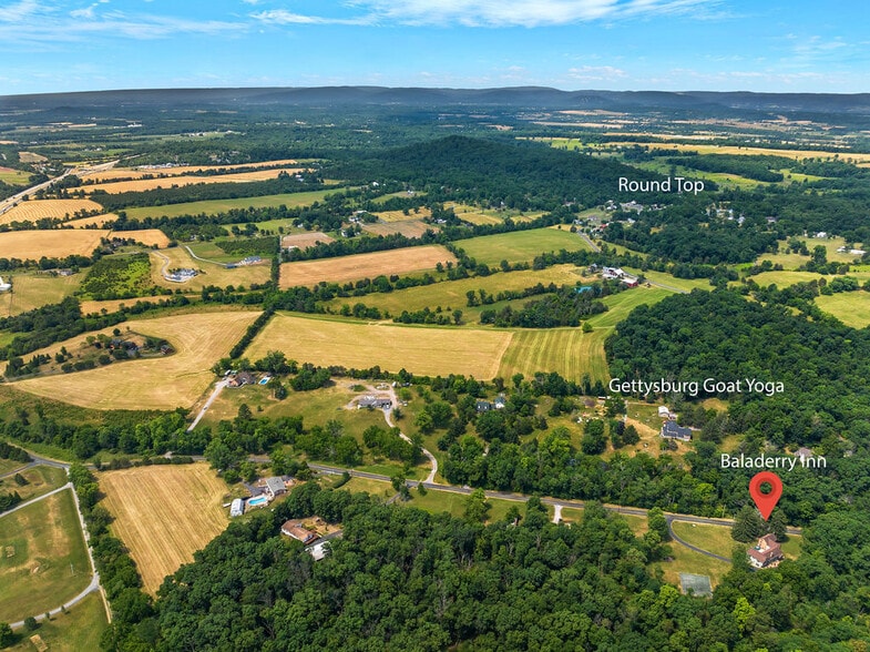 More Photos Of 40 Hospital Rd, Gettysburg Hotel For Sale