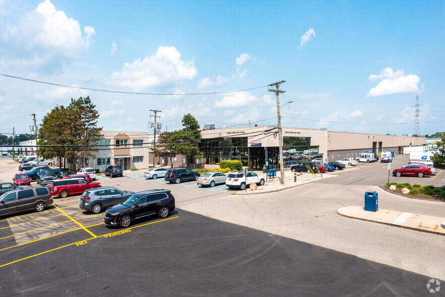 Primary Photo Of 12171-12281 Beech Daly Rd, Redford Distribution For Lease