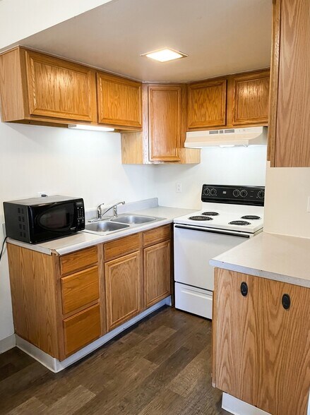 More Photos Of 900 Willow St, Reno Apartments For Sale