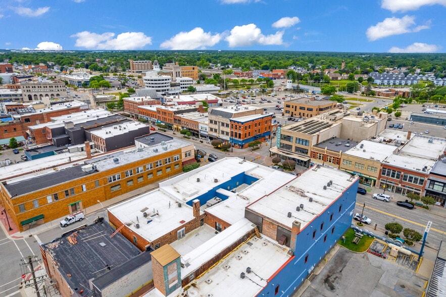 More Photos Of 306-310 Huron Ave, Port Huron Freestanding For Sale