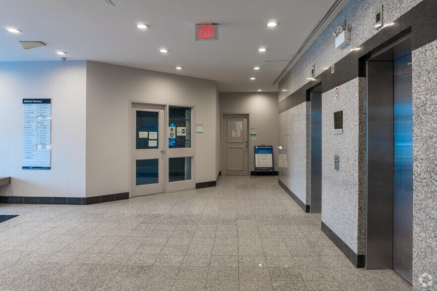 More Photos Of 712 Davis Dr, Newmarket Medical For Sale