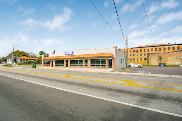 More Photos Of 2511 W Columbus Dr, Tampa Medical For Sale