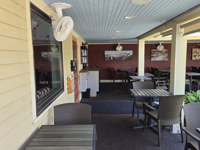 More Photos Of 4570 Main St, Manchester Center General Retail For Sale