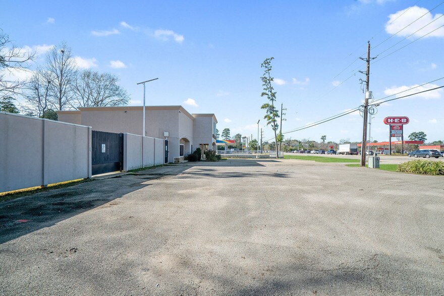 More Photos Of 7511 Fm 1488 Rd, Magnolia Office For Sale