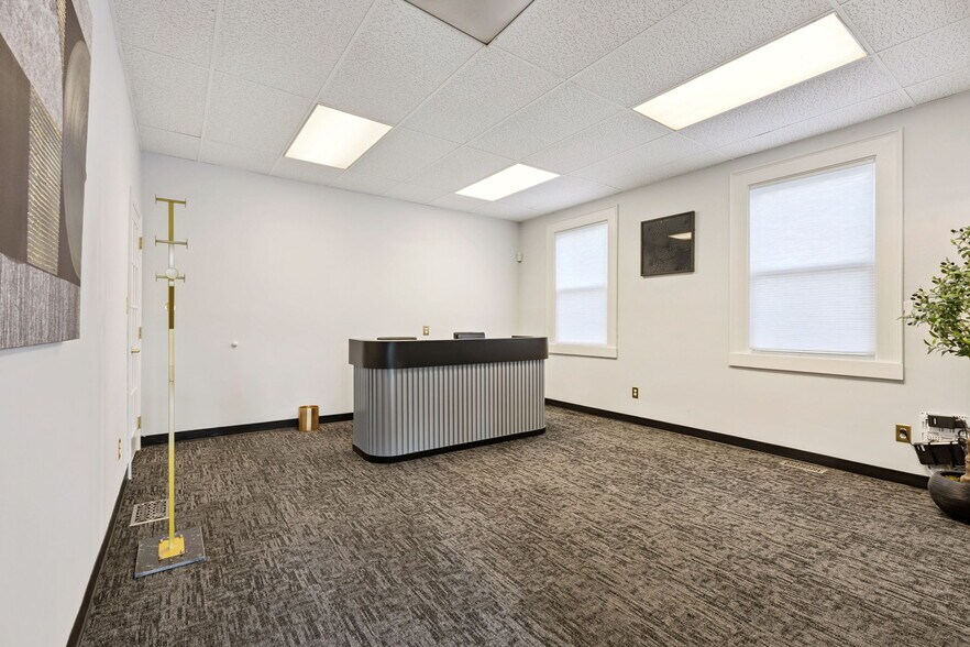 More Photos Of 187-189 N Main St, Milltown Medical For Sale