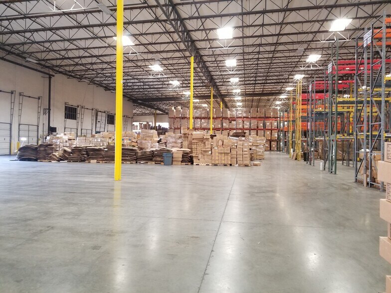 More Photos Of 13500 Marlay Ave, Fontana Warehouse For Lease