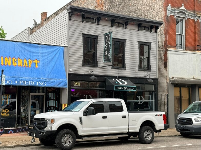 More Photos Of 4034 Hamilton Ave, Cincinnati Storefront Retail Office For Sale